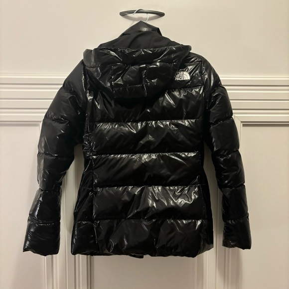 The North Face Black Shiny Puffer - Picture 3 of 6